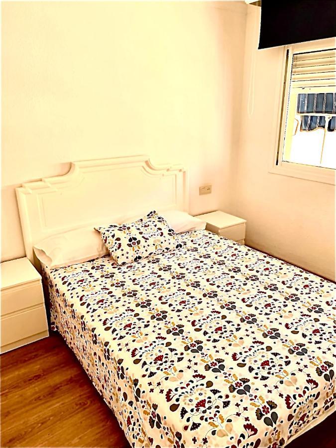 Ana'S Apartment Parking Gratuito Málaga Esterno foto